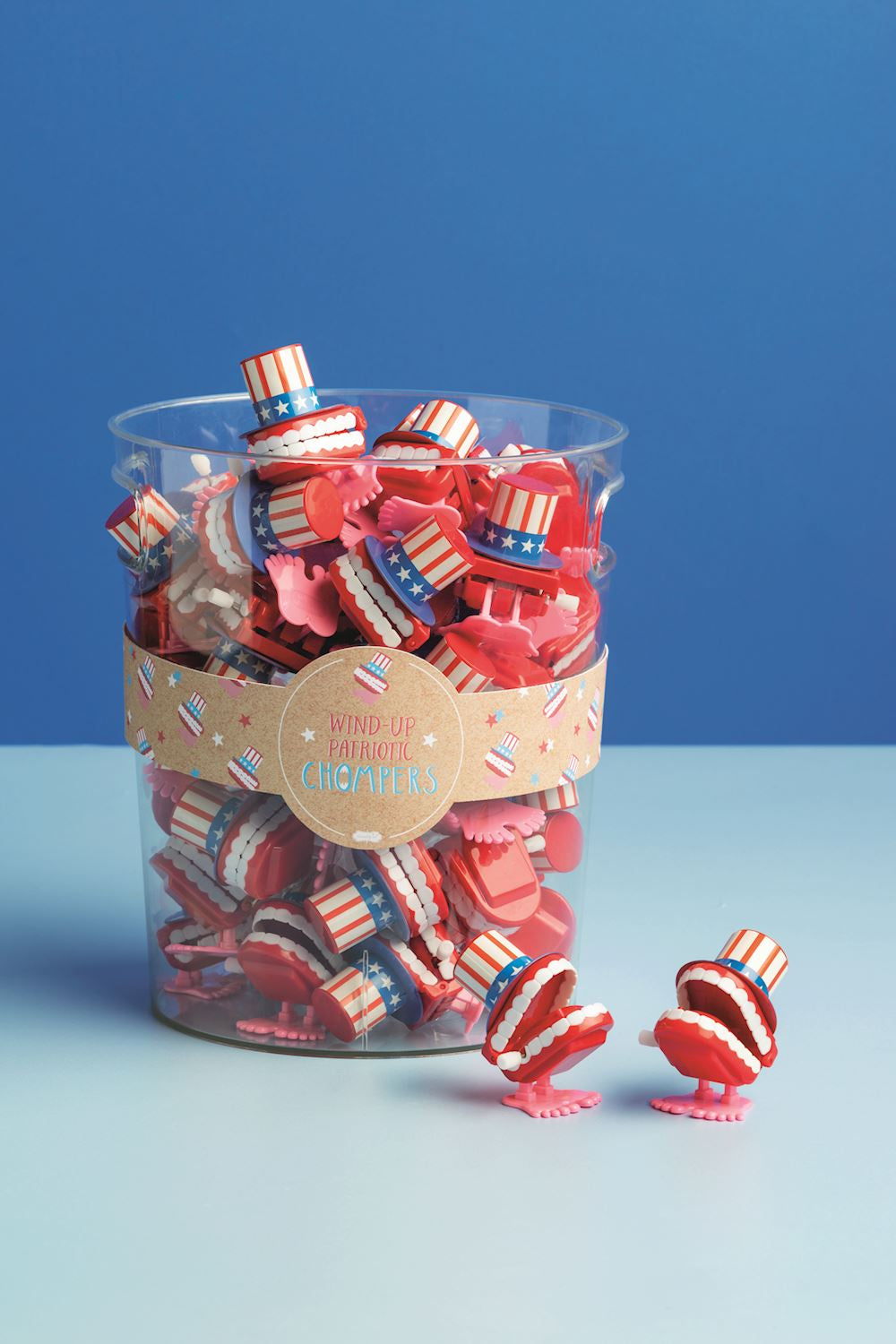 Wind-Up Patriotic Chompers