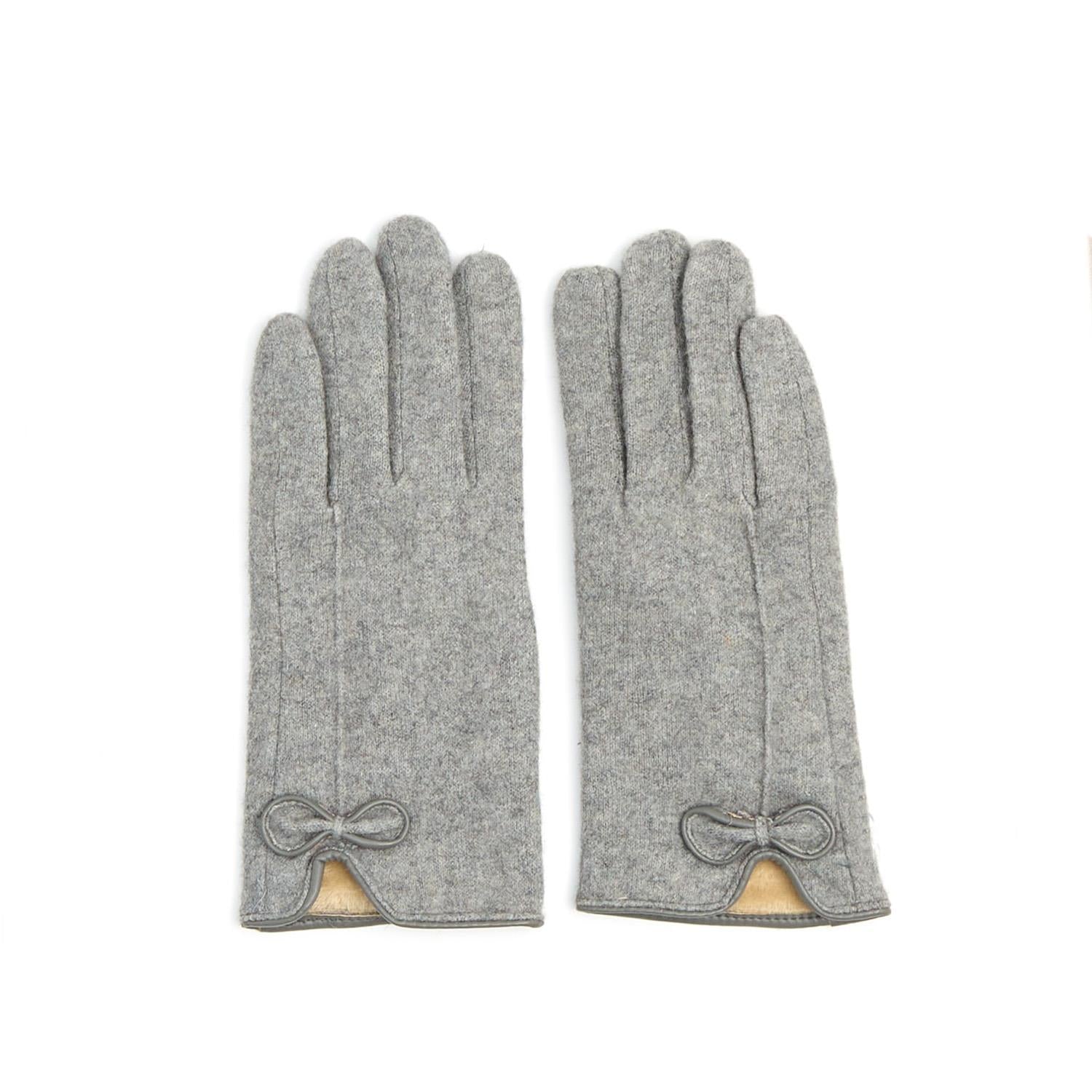 Bow Glove