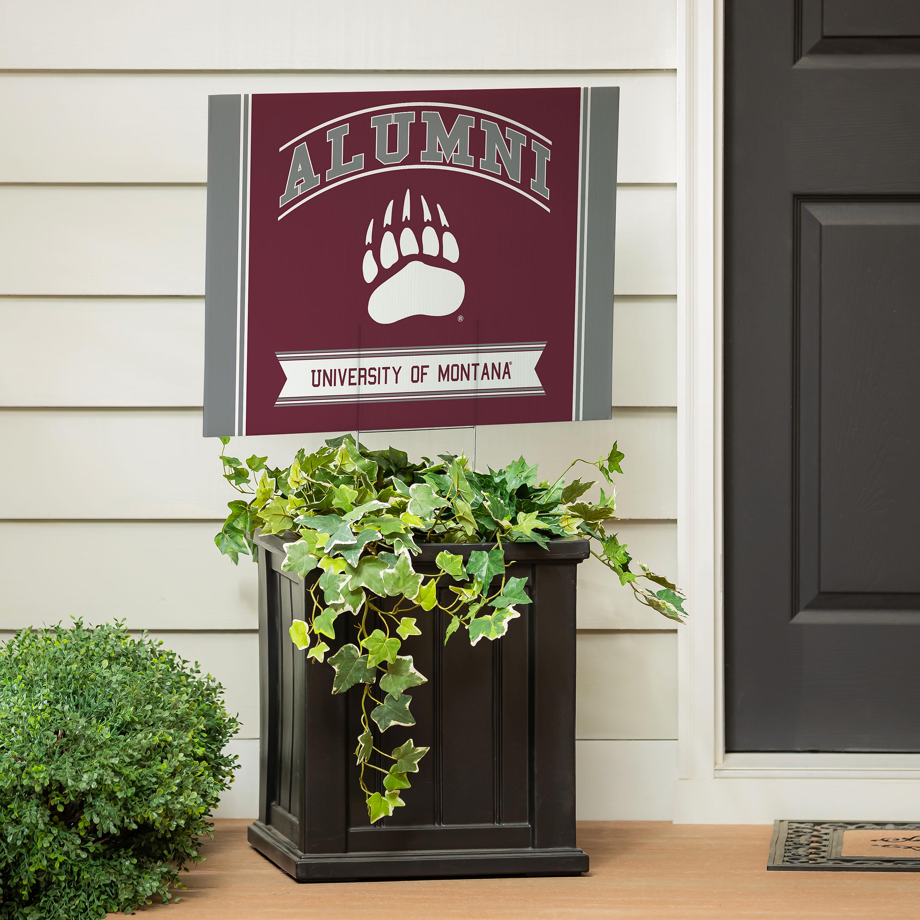 University of Montana Coroplast Yard Sign Alumni