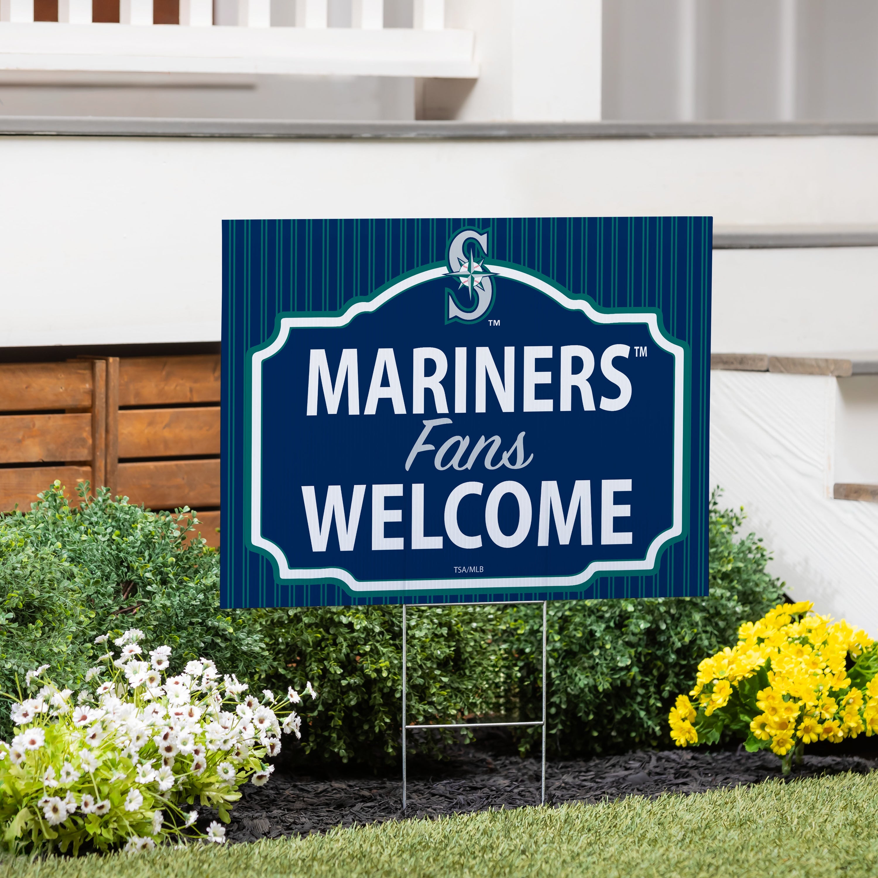 Seattle Mariners Coroplast Yard Sign, "Fans Welcome"