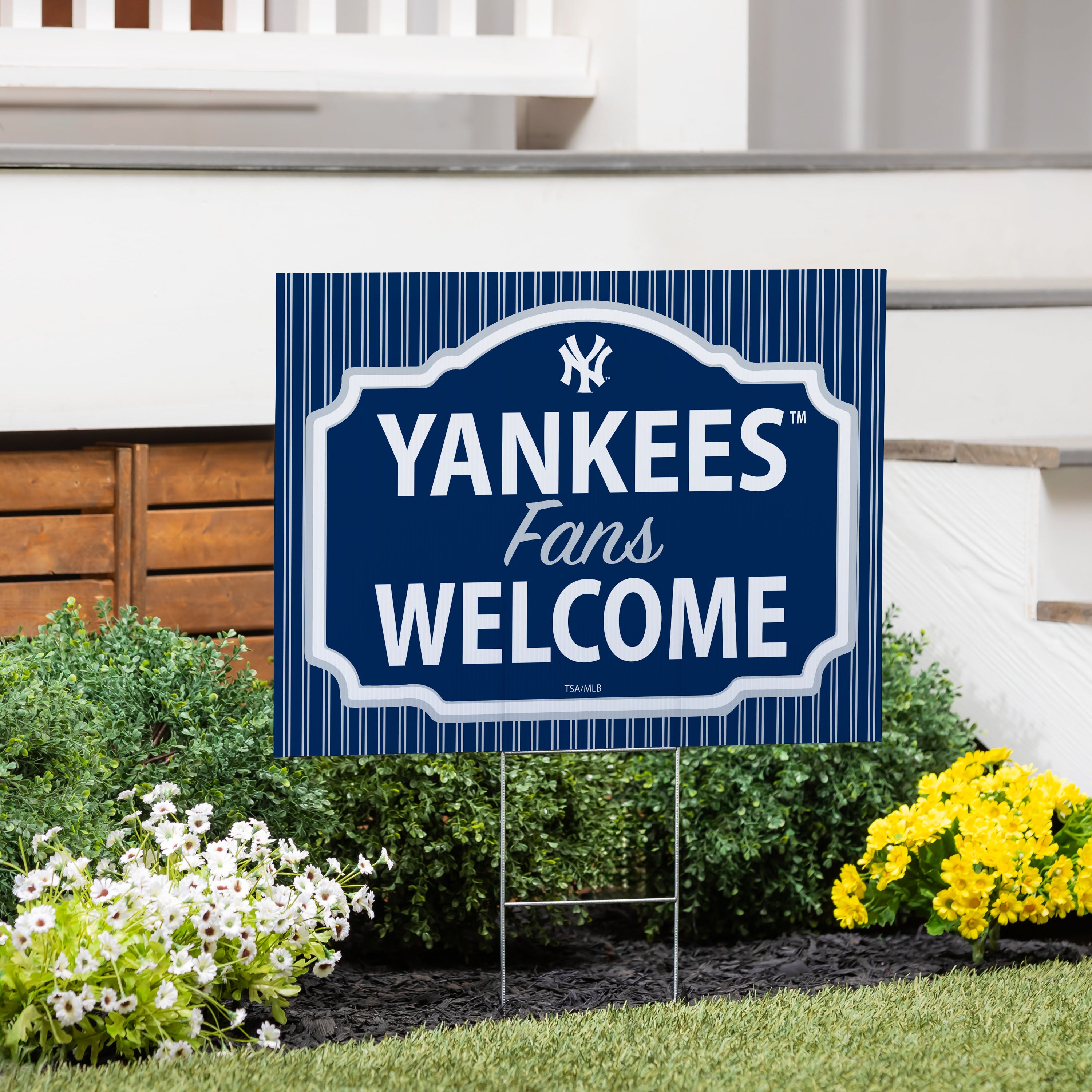 New York Yankees Coroplast Yard Sign, "Fans Welcome"