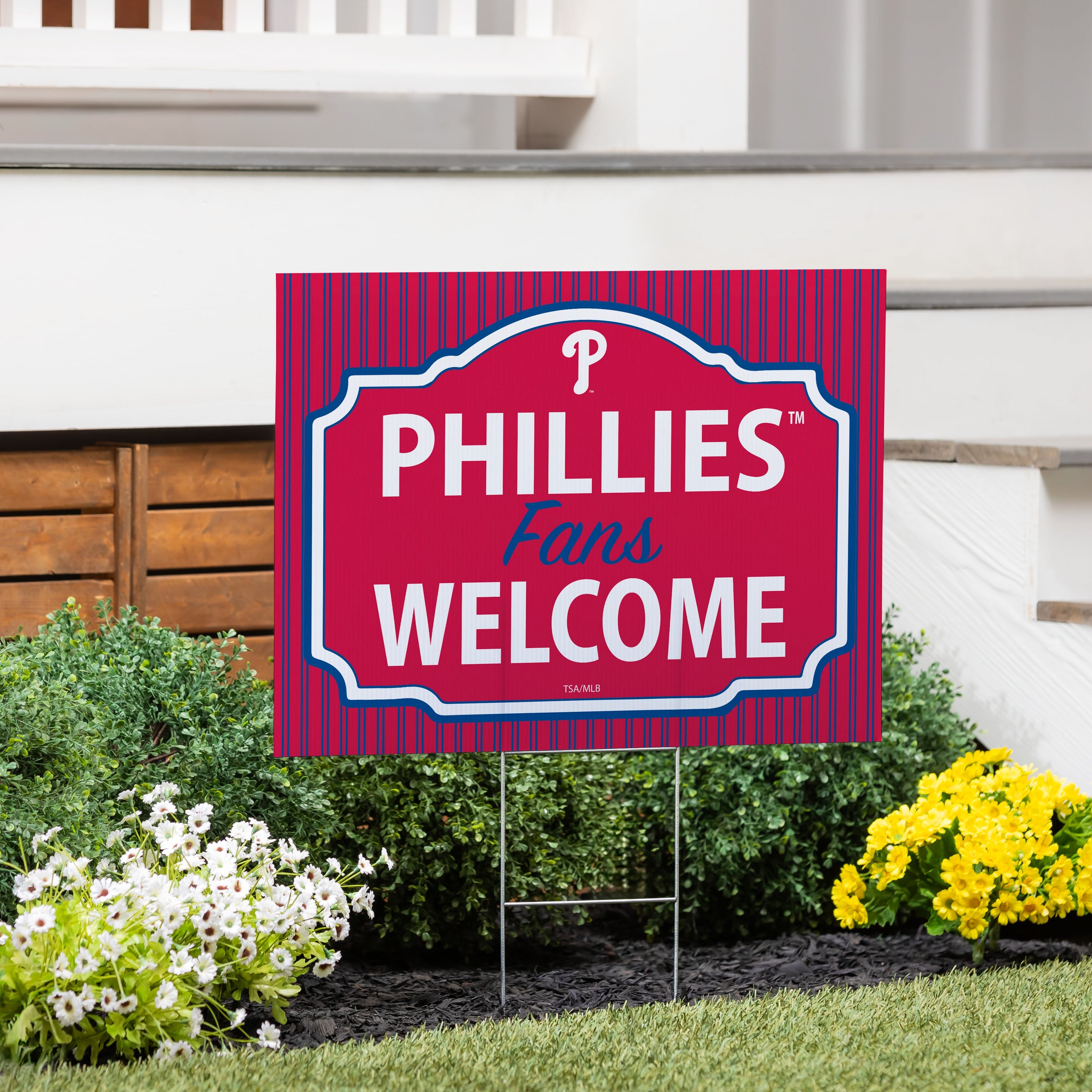 Philadelphia Phillies Coroplast Yard Sign, "Fans Welcome"
