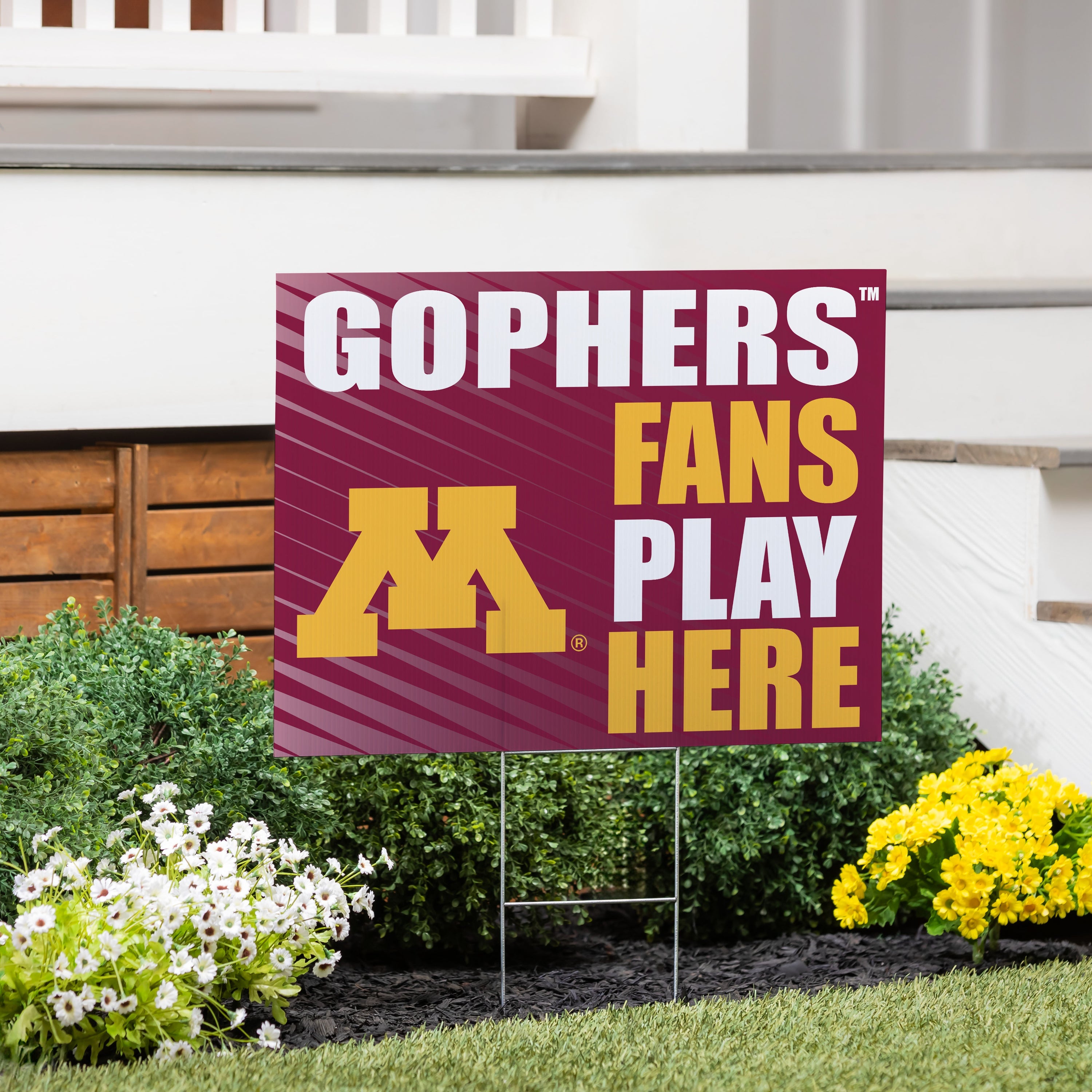 University of Minnesota Coroplast Yard Sign "Fans Play Here"