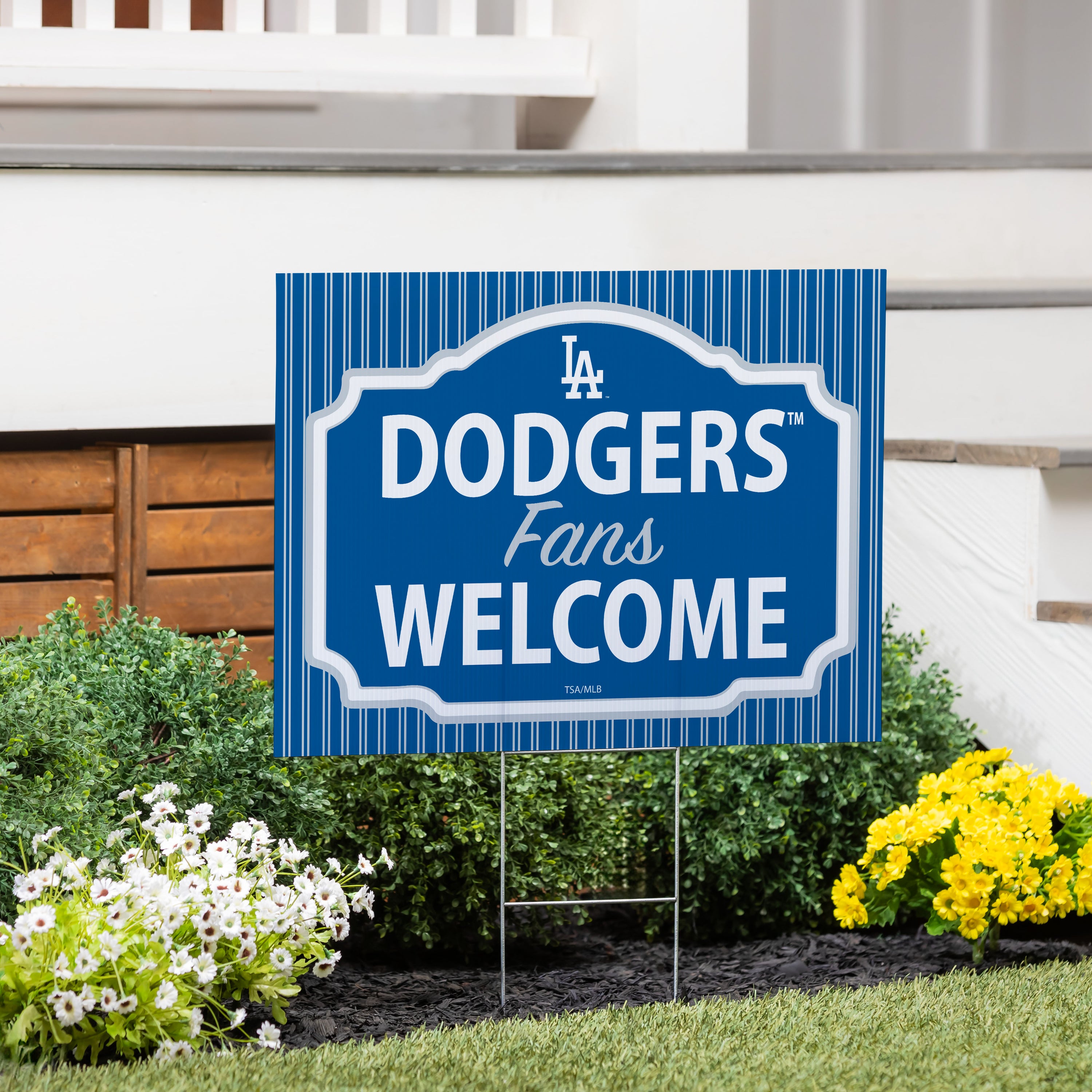 Los Angeles Dodgers Coroplast Yard Sign, "Fans Welcome"