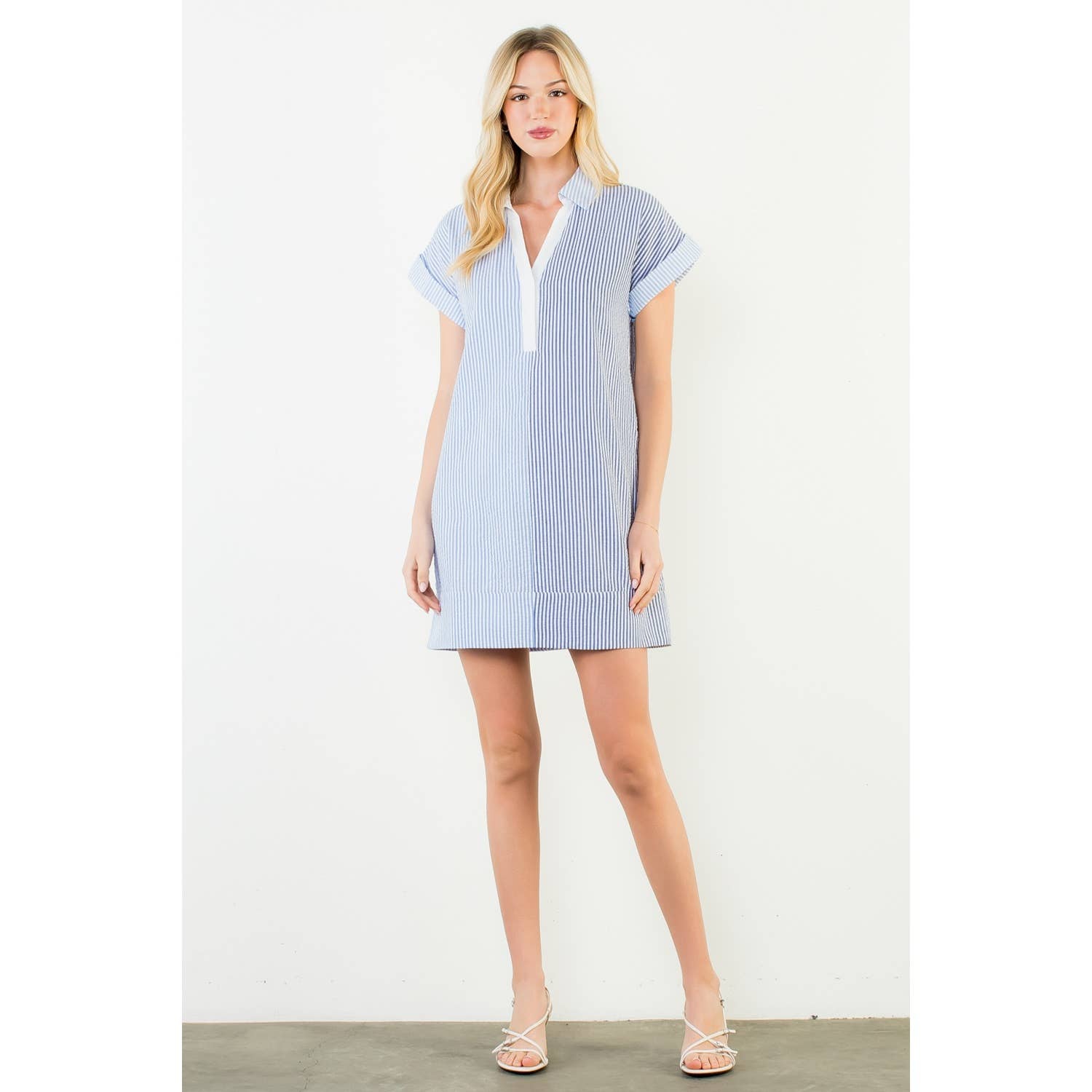 Bee Short Sleeve Split Striped V-Neck Dress