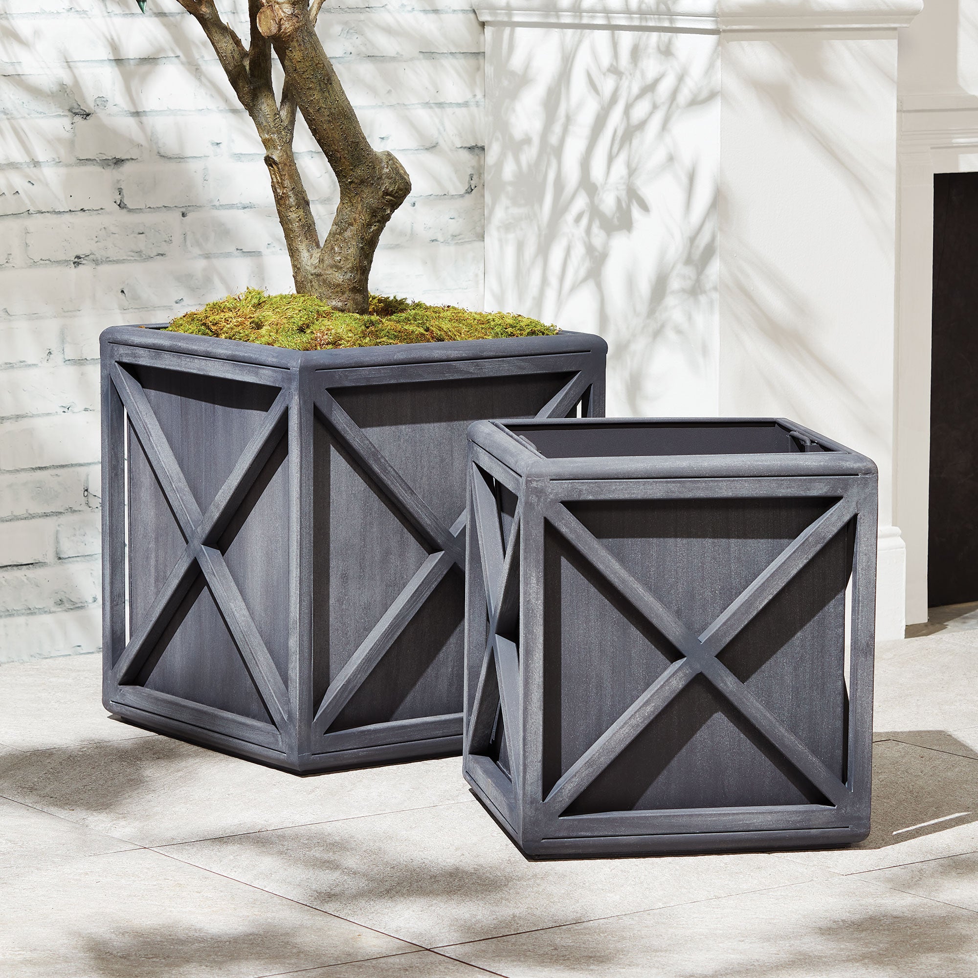 Terrazza Outdoor Planter Small - View 4