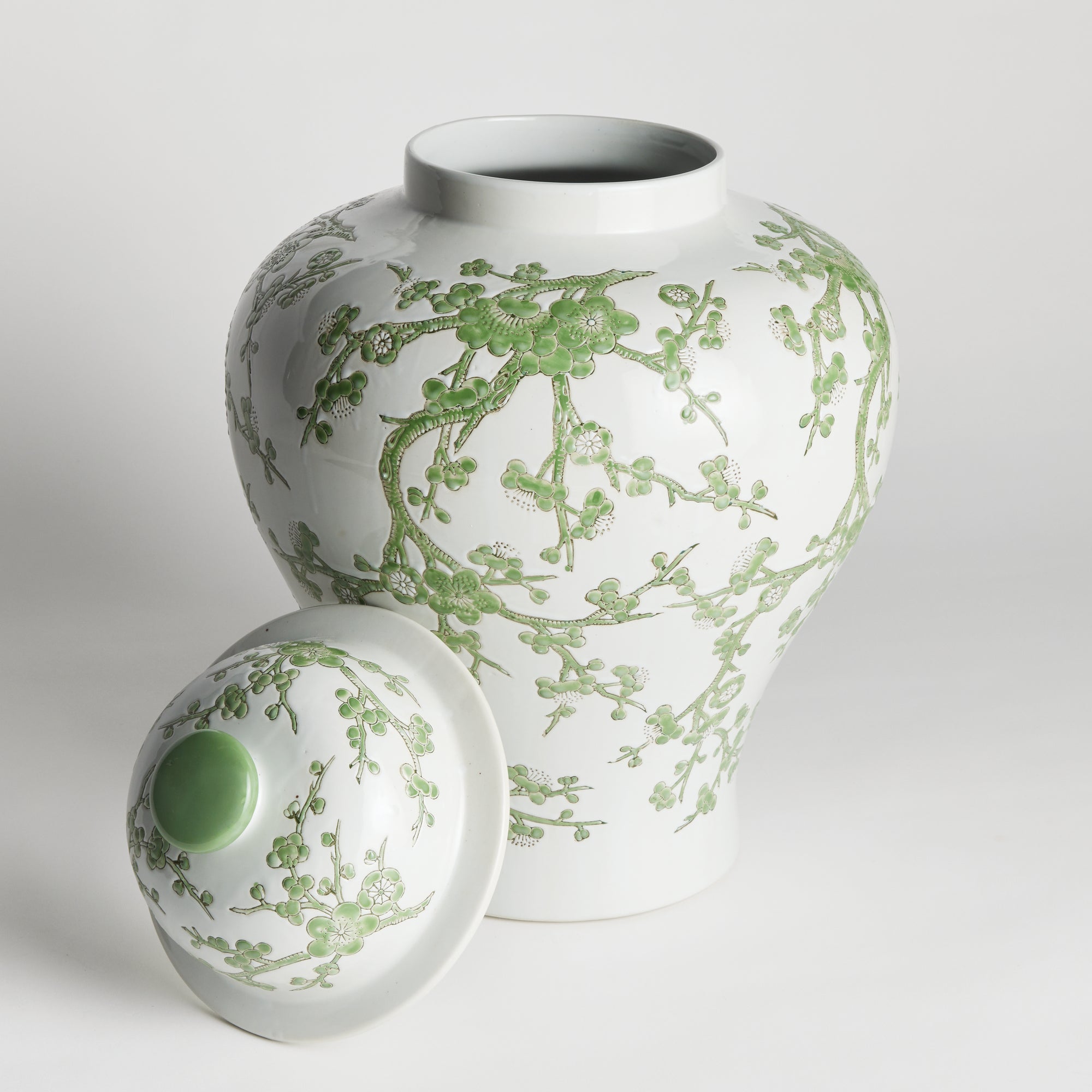 Imperial Empress Lidded Ginger Jar - View 4