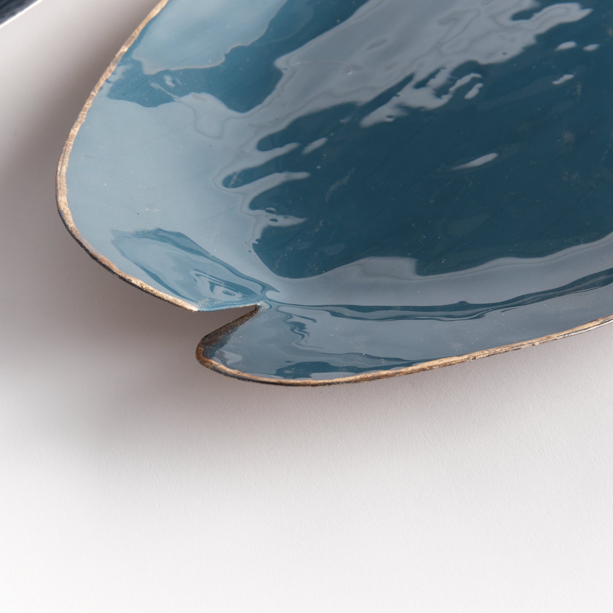 CAMDEN DECORATIVE TRAYS, SET OF 3 - view 4