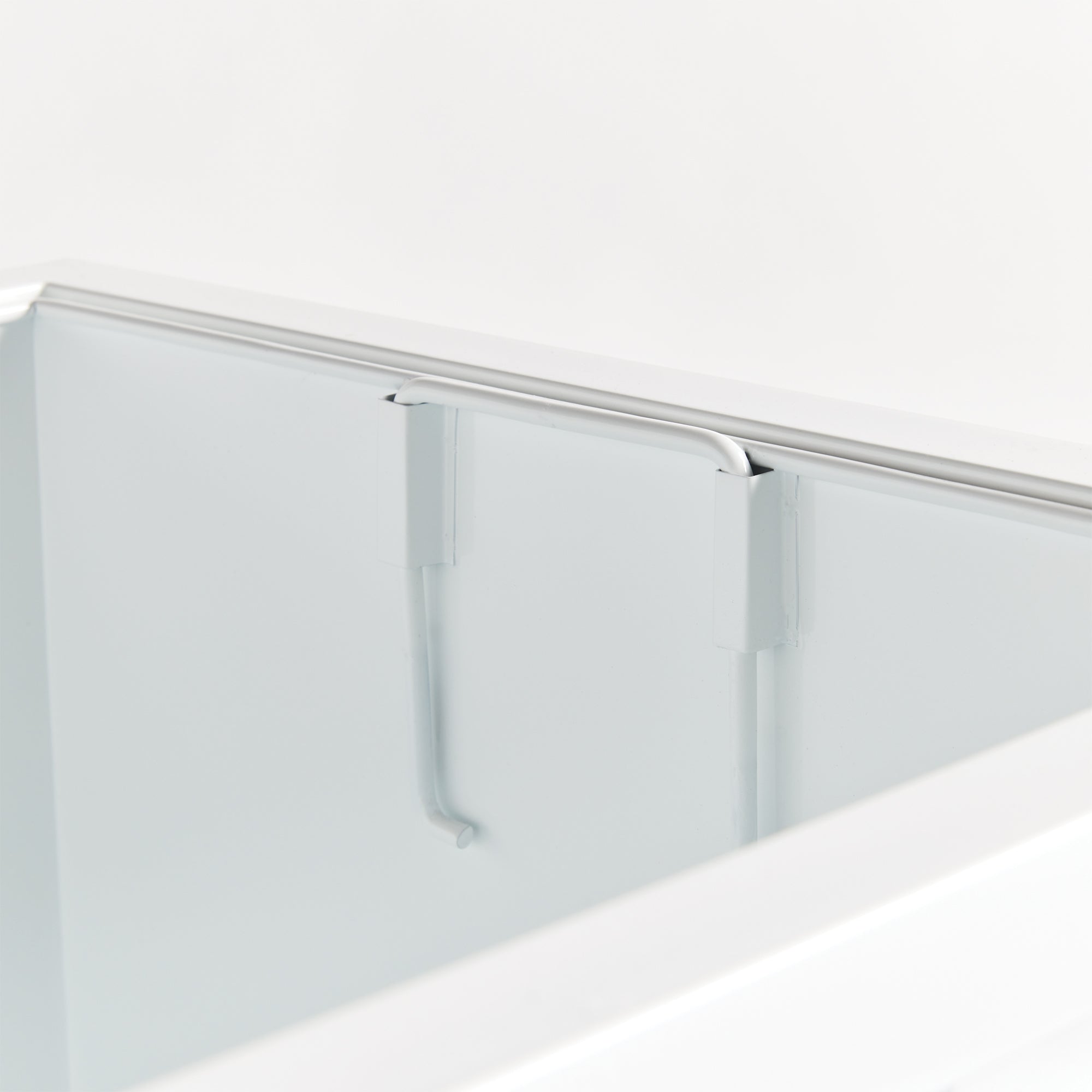 Traforo Planter - View 3