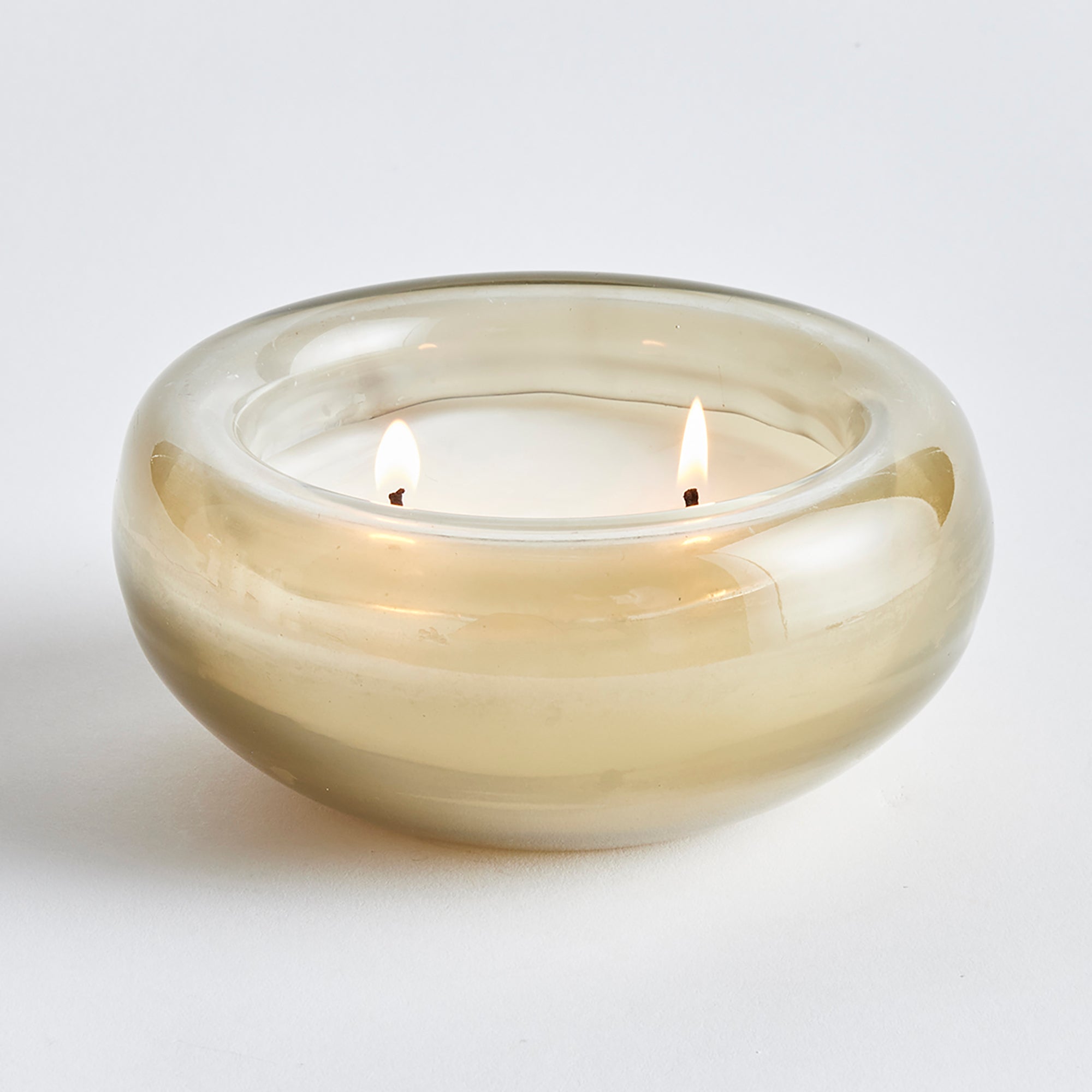 Oudh Noir 2-Wick Candle Bowl - View 2