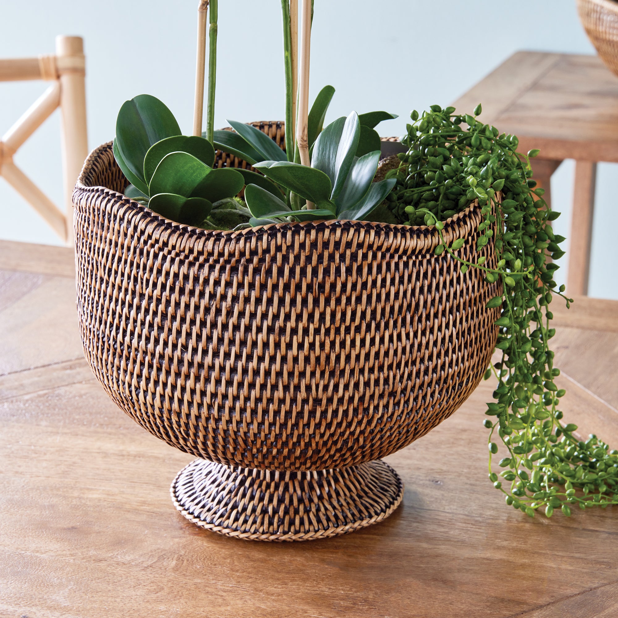 BURMA RATTAN  FOOTED CACHEPOT - view 3
