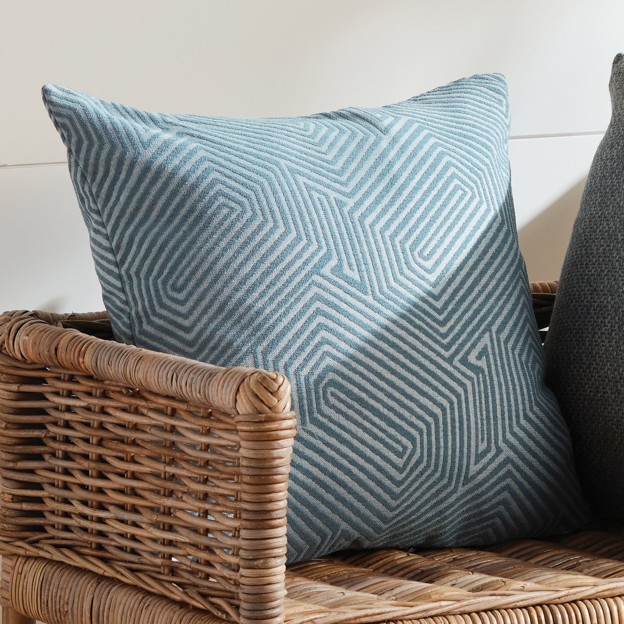 SORA SQUARE INDOOR-OUTDOOR PILLOW 20" - view 7