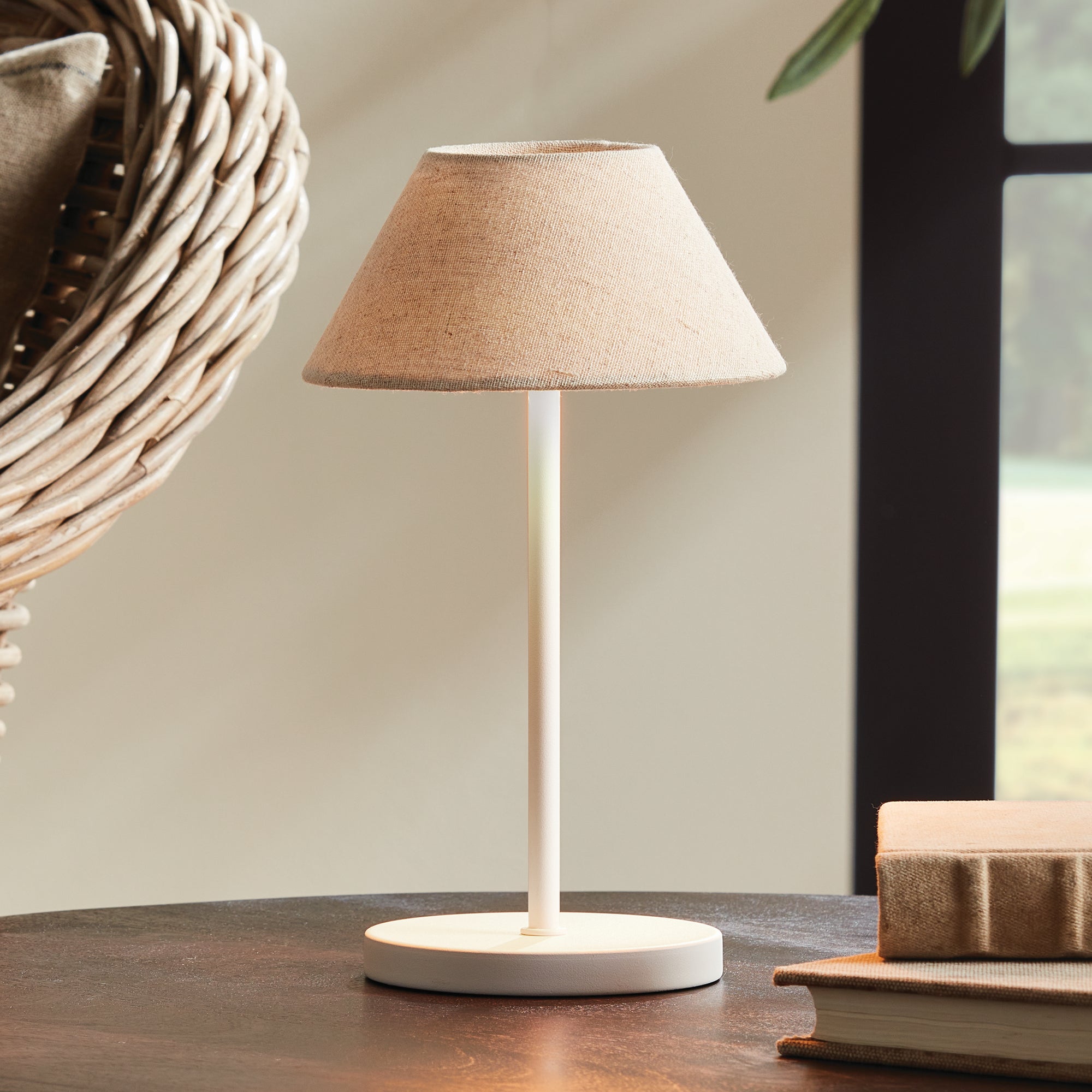 Alluna Cordless Led Lamp 10" - View 10