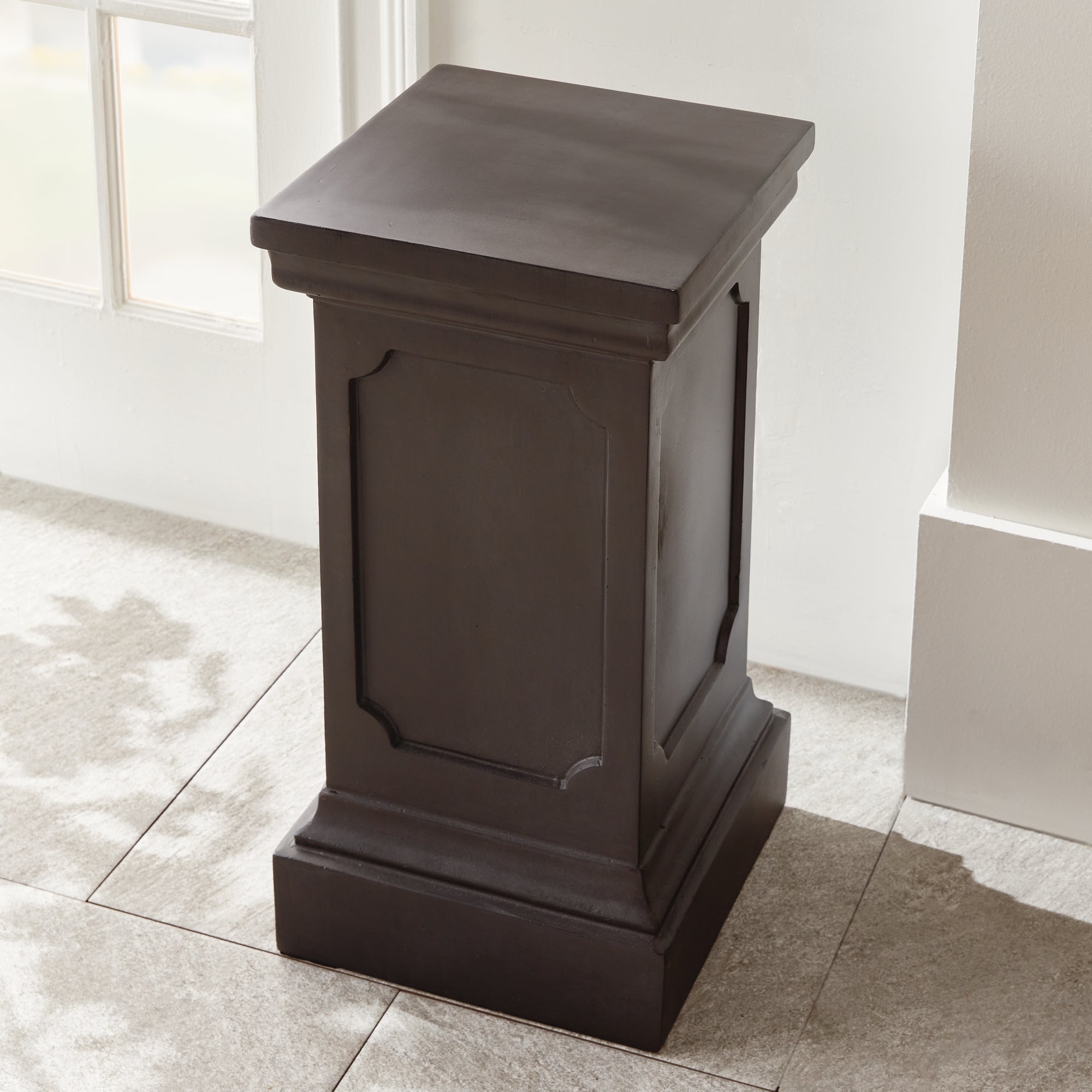 Fibreclay Chambers Pedestal Short - View 7