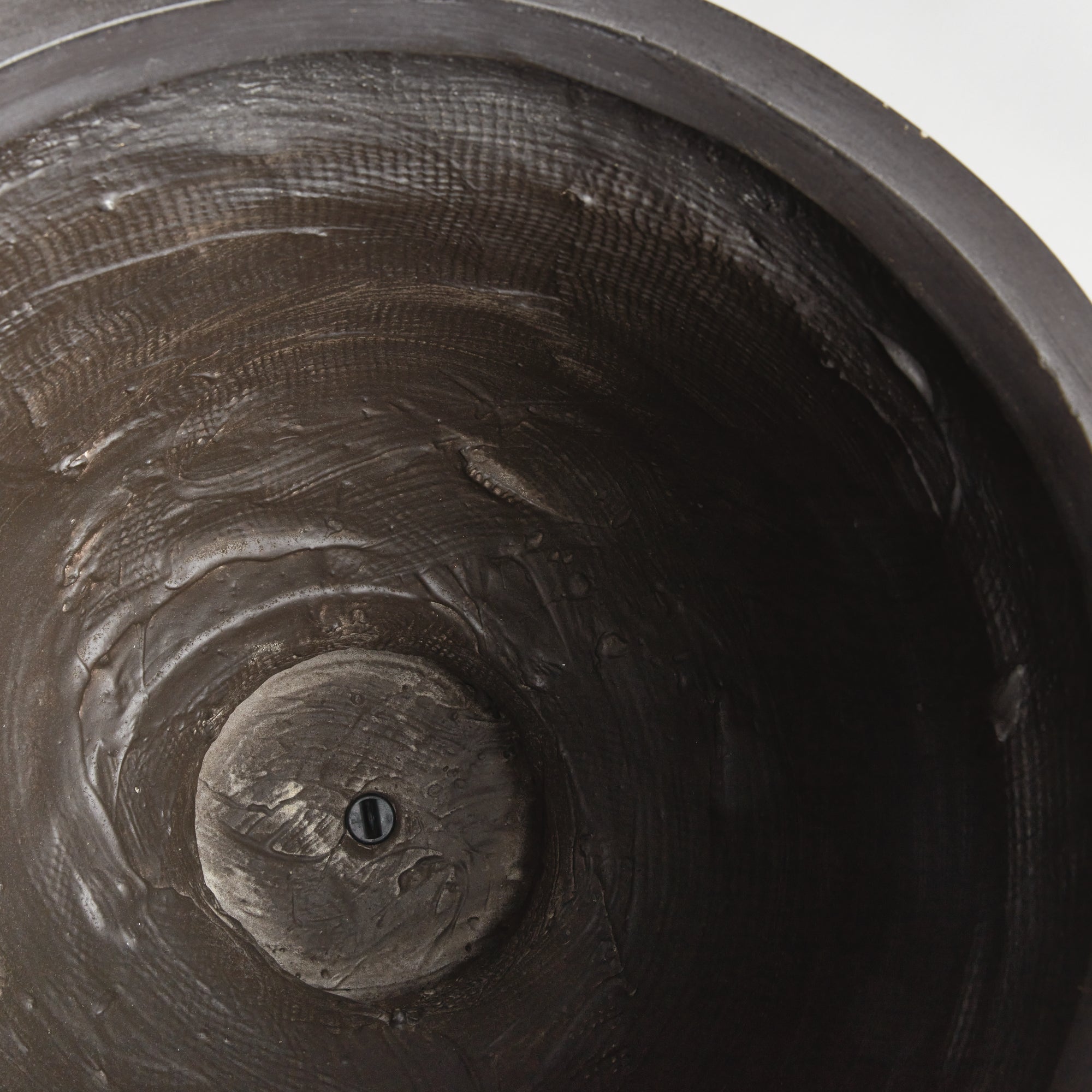 FIBRECLAY JOSIE ROUND FOOTED PLANTER - view 4