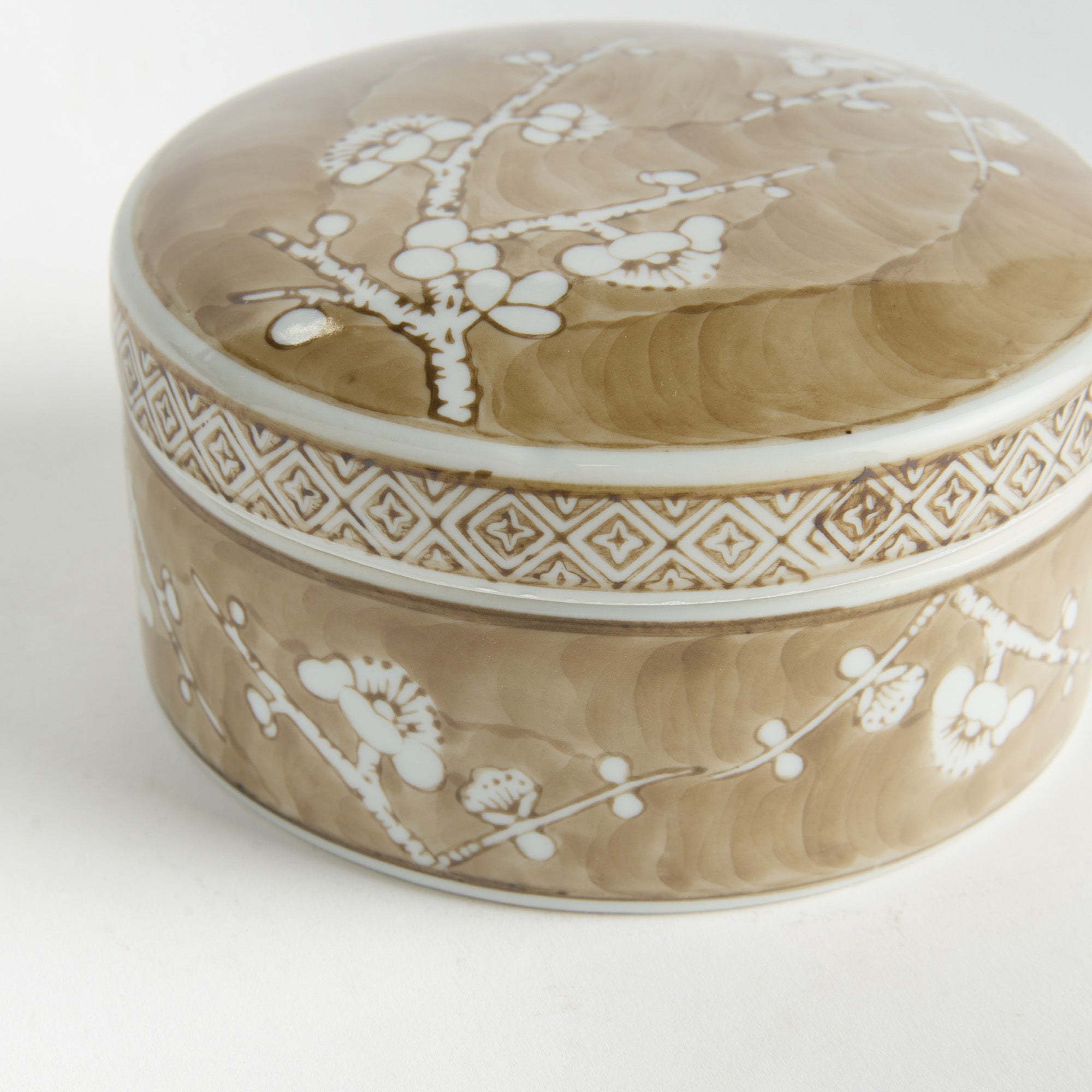 Province Empress Rd Lidded Catchll Box Sm - View 3