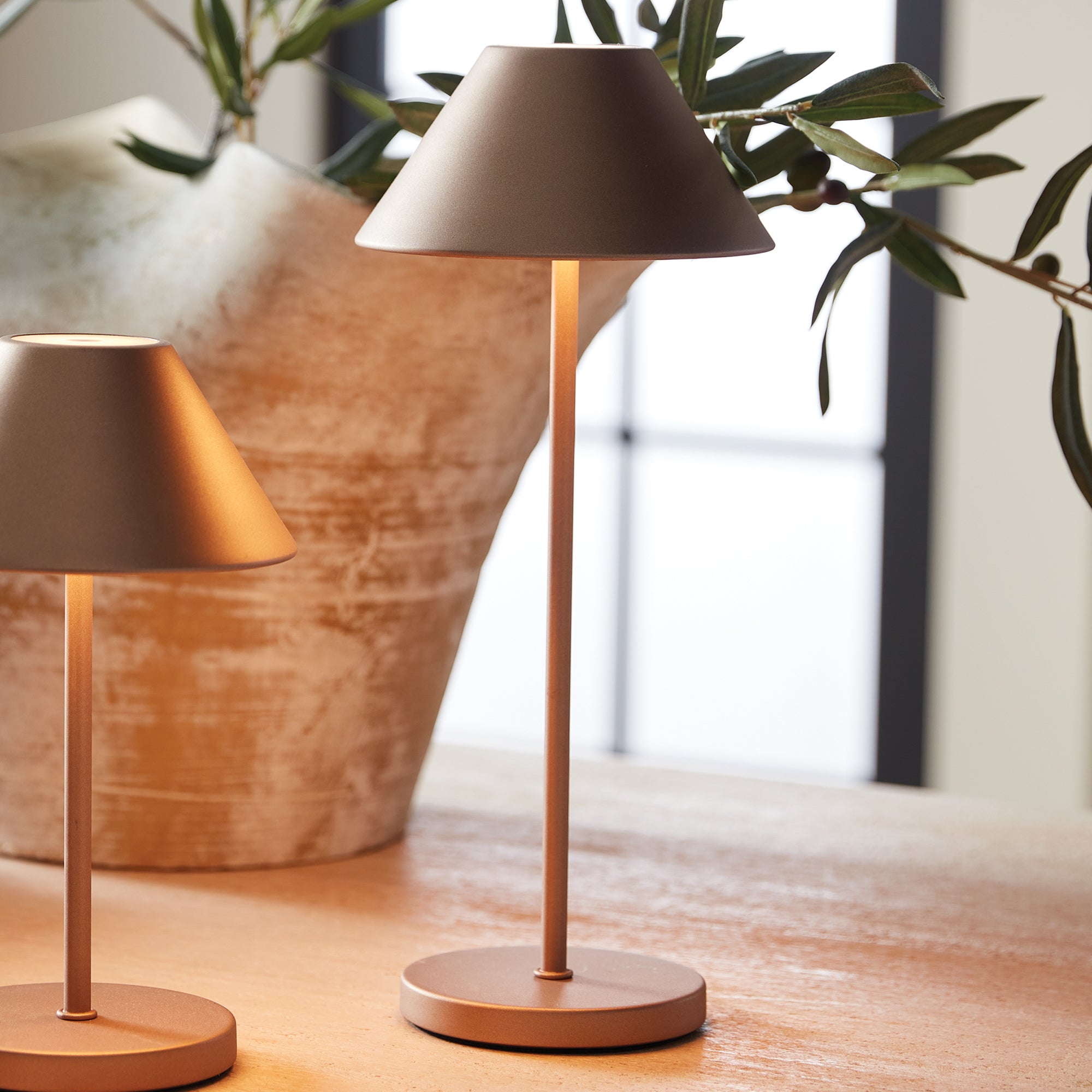 Alluna Cordless Led Lamp 14" - View 9