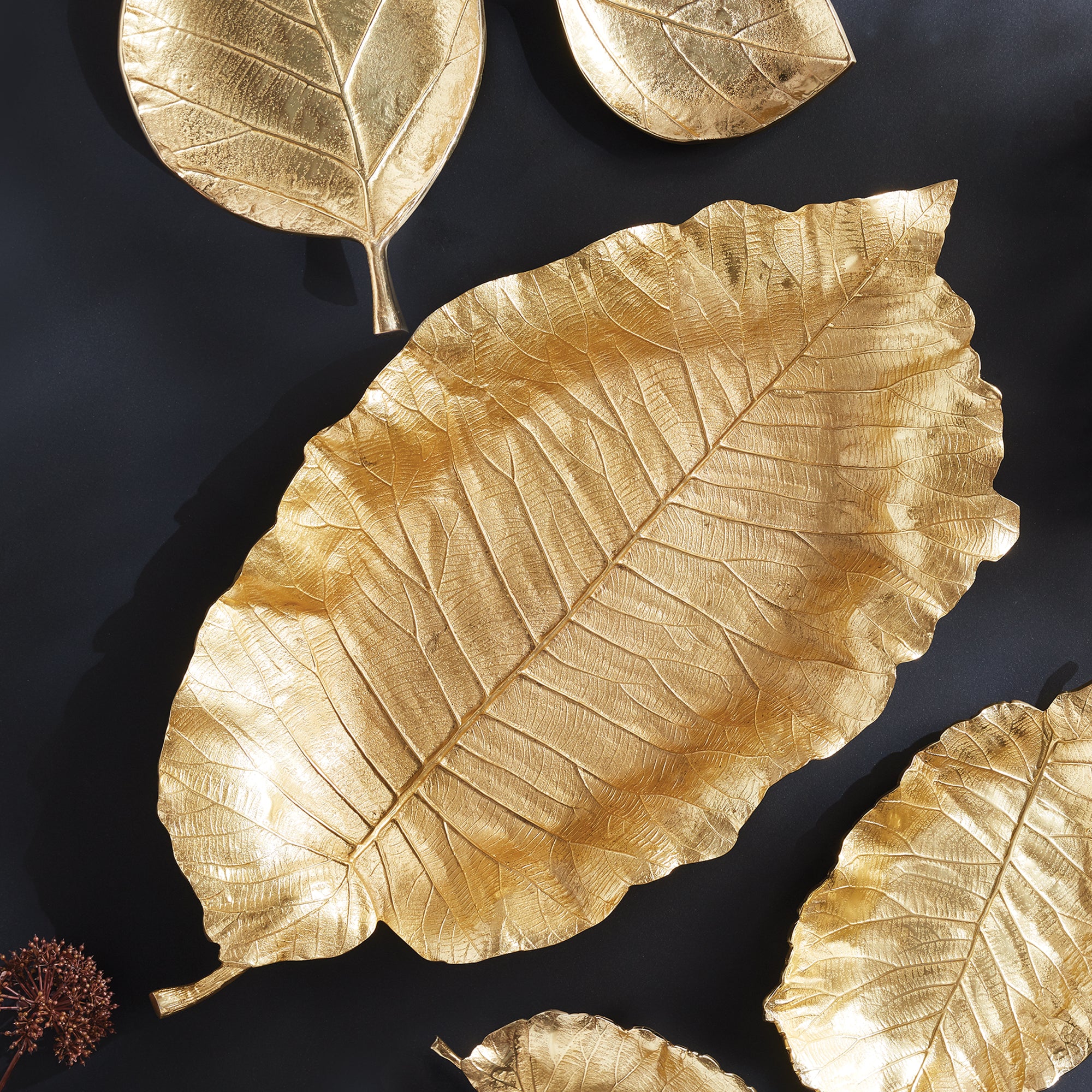 Alegra Grand Leaf Tray - View 2