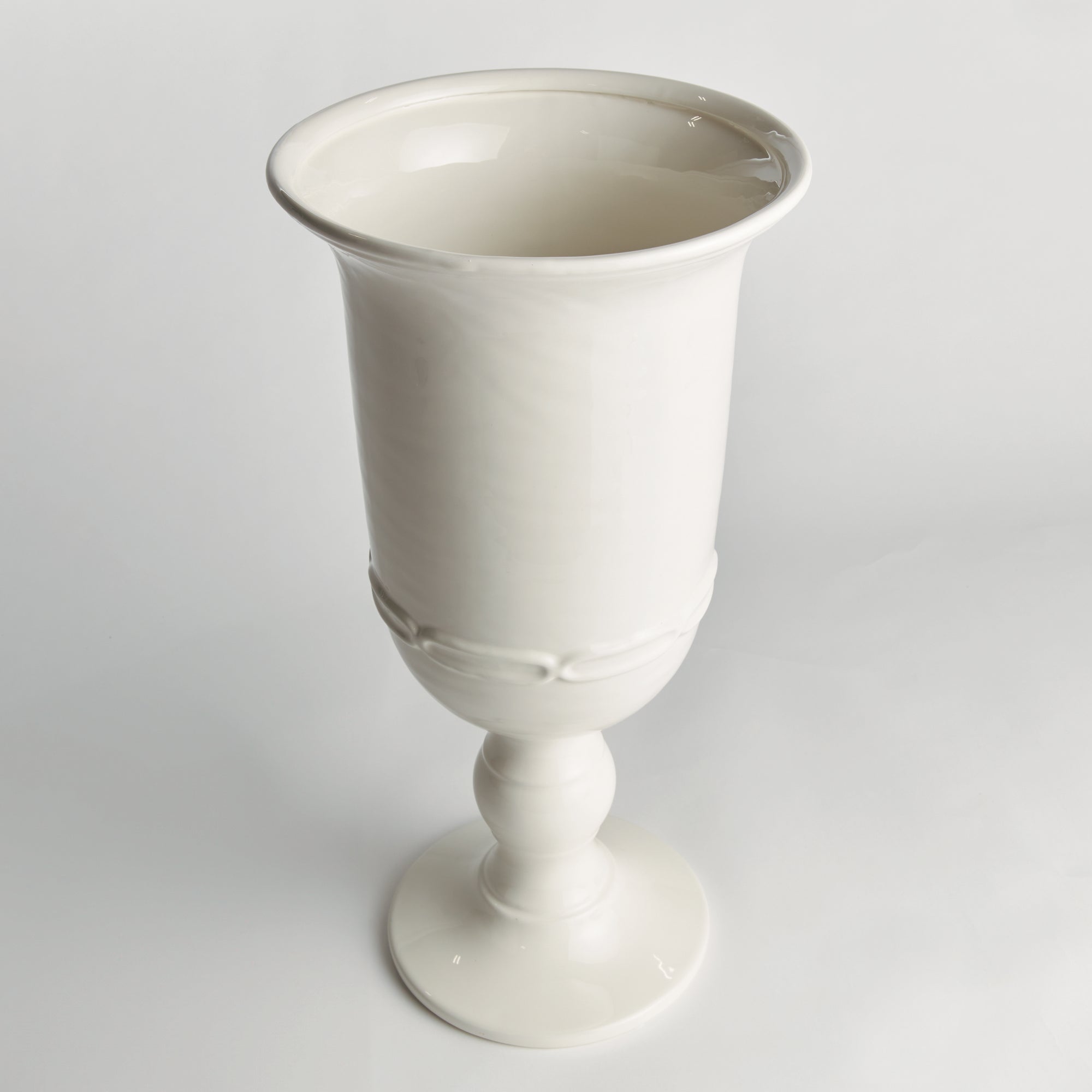 Mirabelle Grande Pedestal Urn - View 2