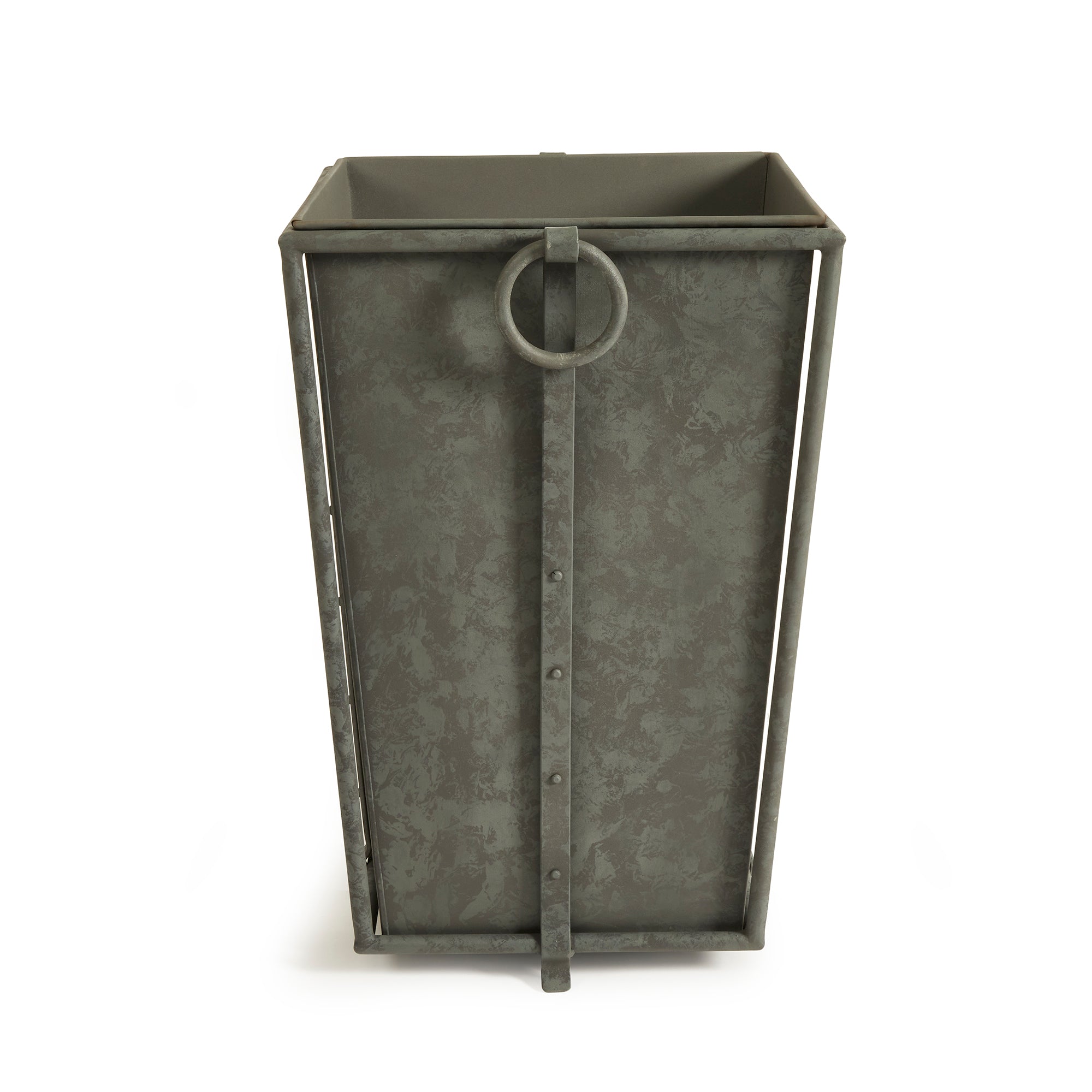 CALLAHAN TAPERED PLANTER LARGE - view 3