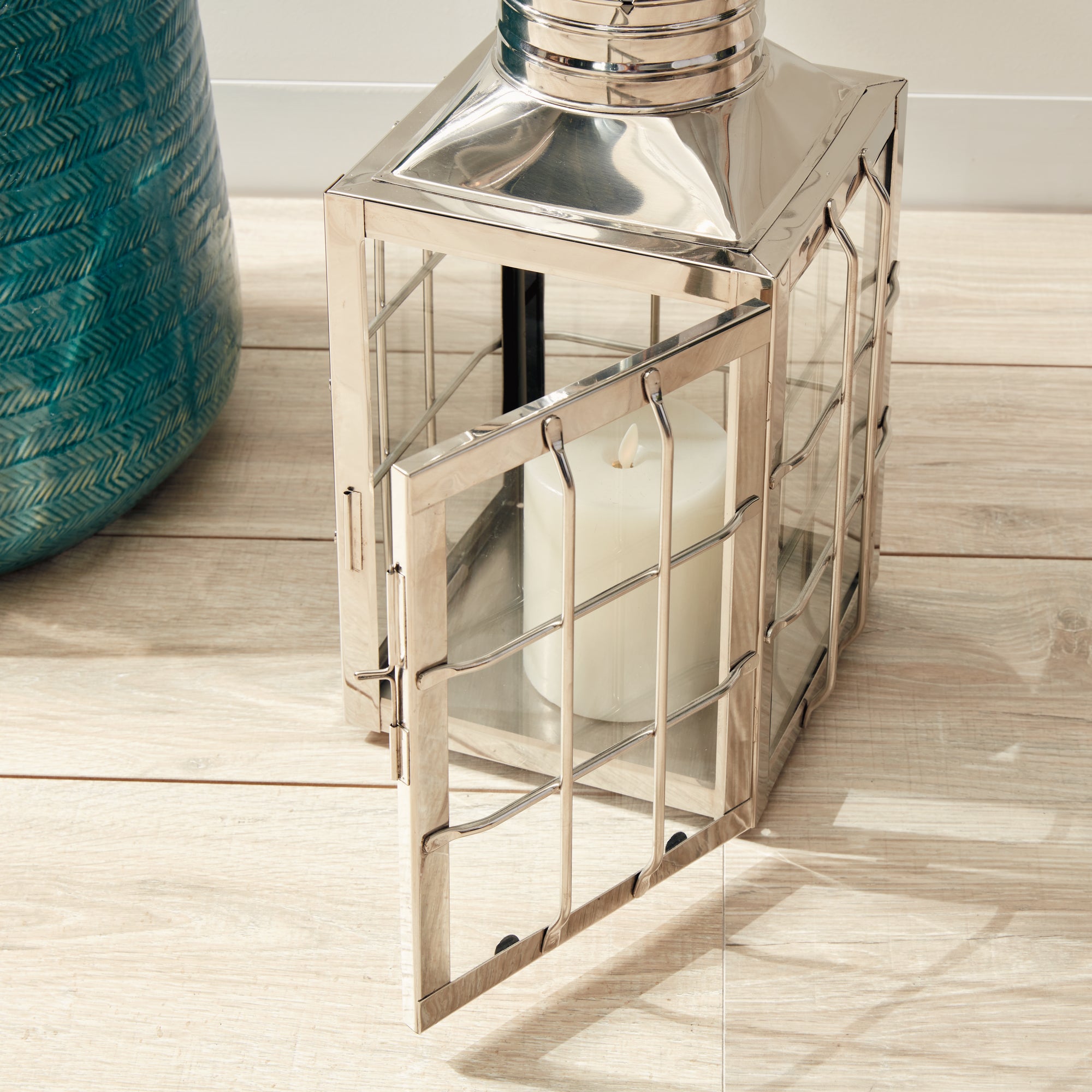 Nantucket Outdoor Lantern 17.5" - View 4