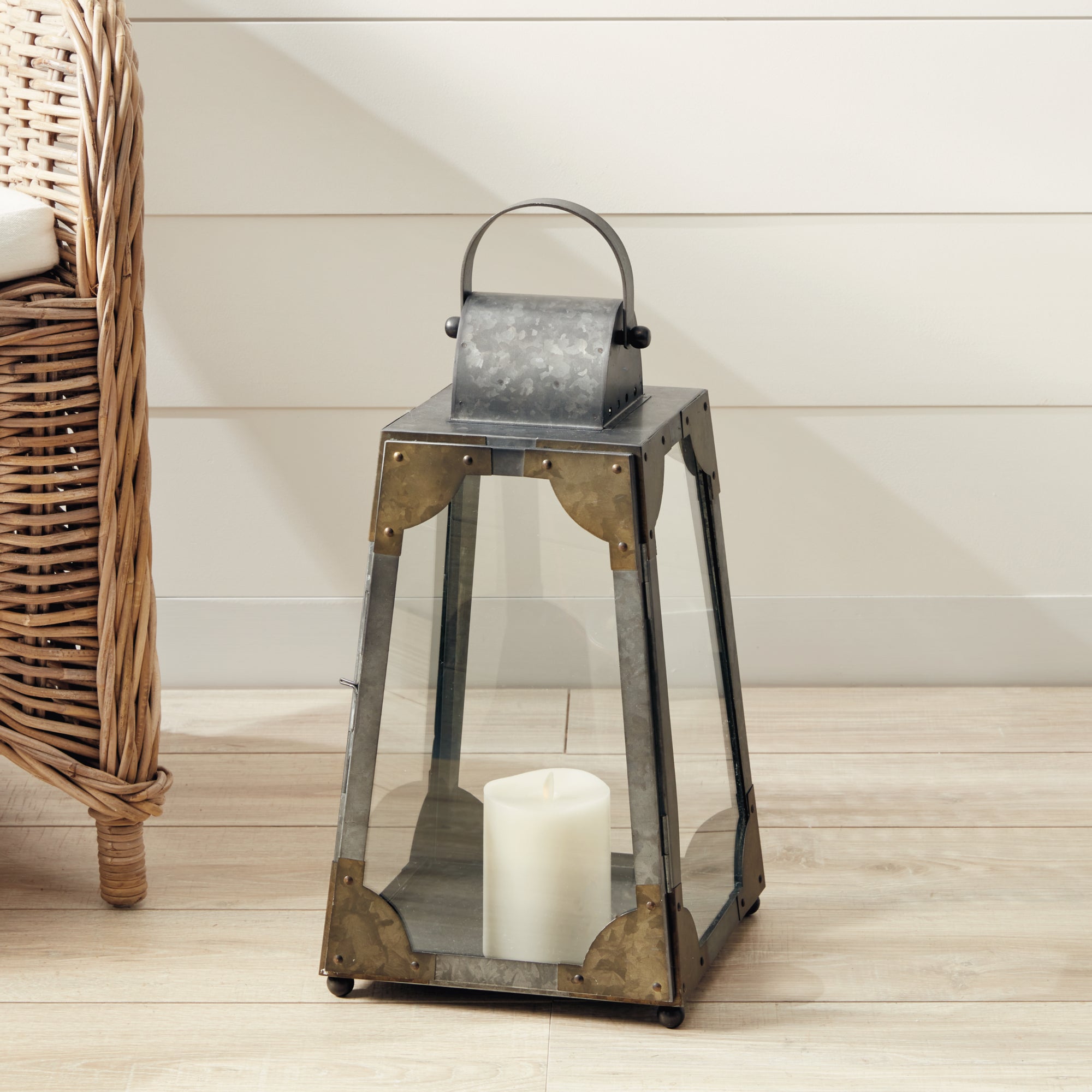 Madera Outdoor Lantern Small - View 4