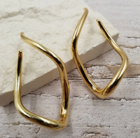 Twisted Line Earrings - Gold