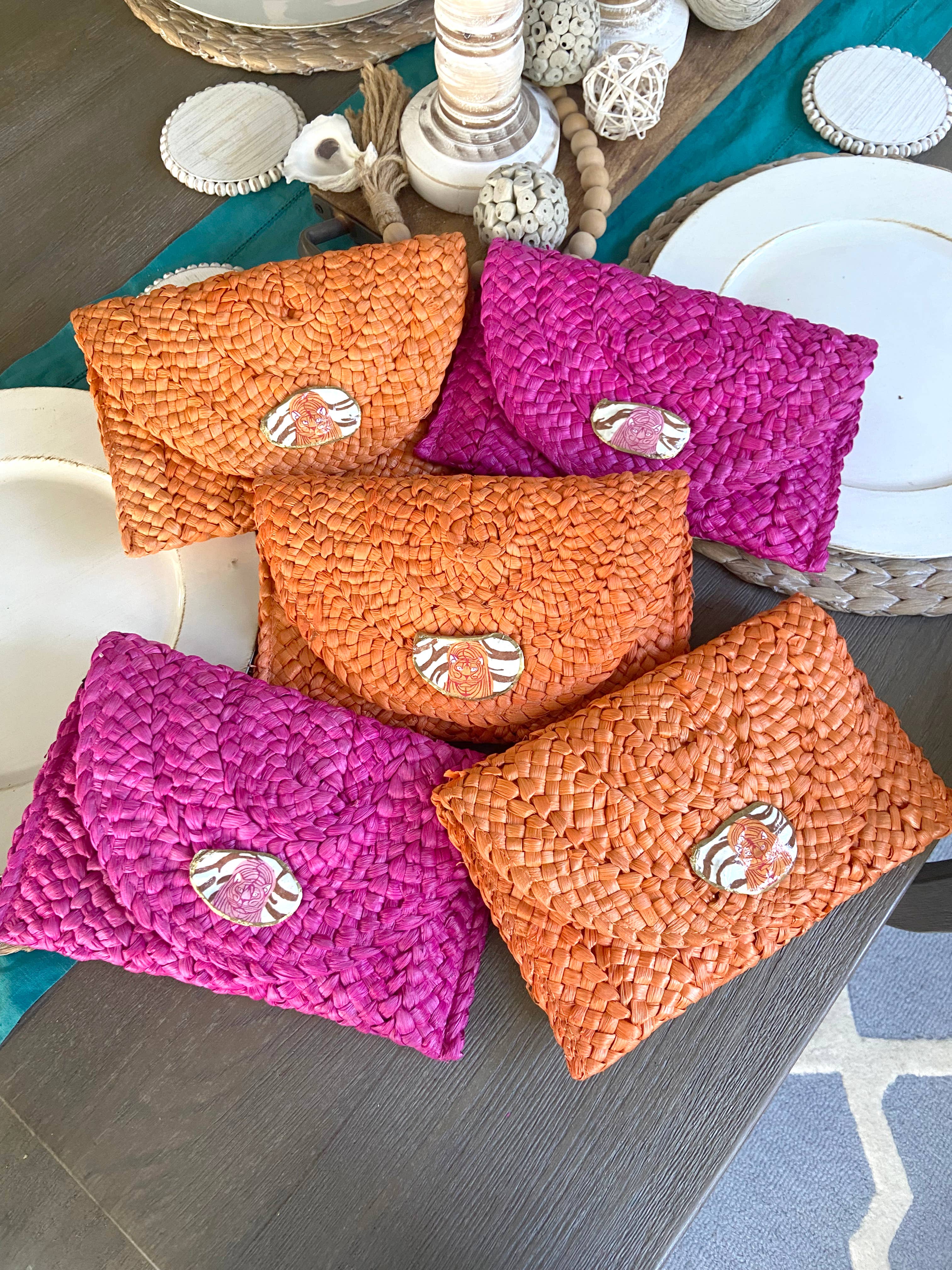 Tiger Oyster Shell Clutch