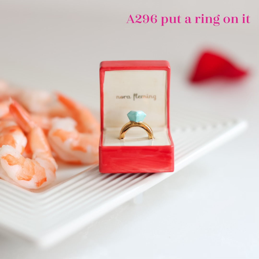 NORA FLEMING PUT A RING ON IT MINI A296 - A. Dodson's