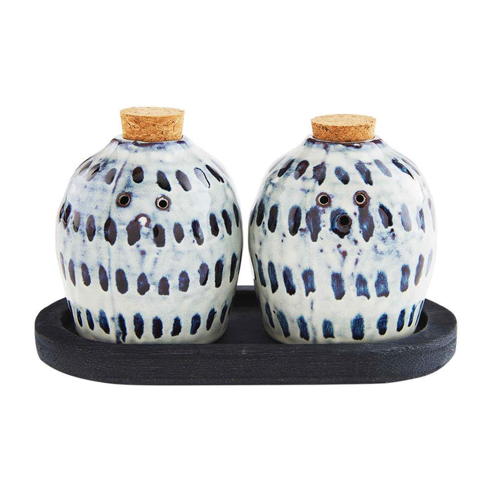 BLACK SPOT SALT & PEPPER SET BY MUD PIE