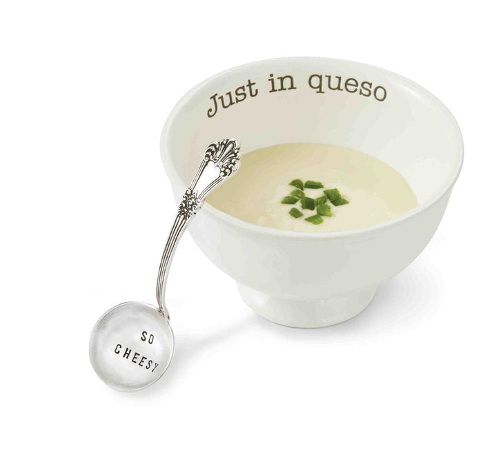JUST IN QUESO DIP SET BY MUD PIE