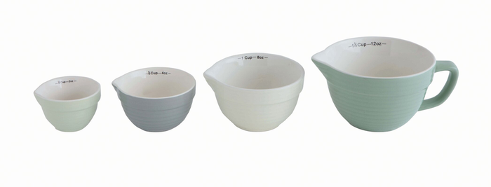 STONEWARE BATTER BOWL-SHAPED MEASURING CUPS