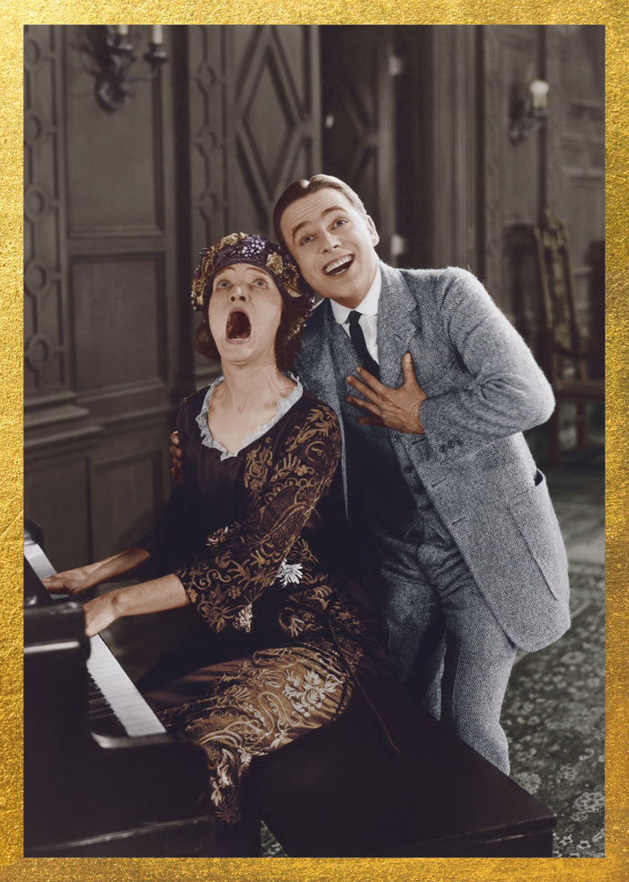 Couple Dressed Vintage Singing Card