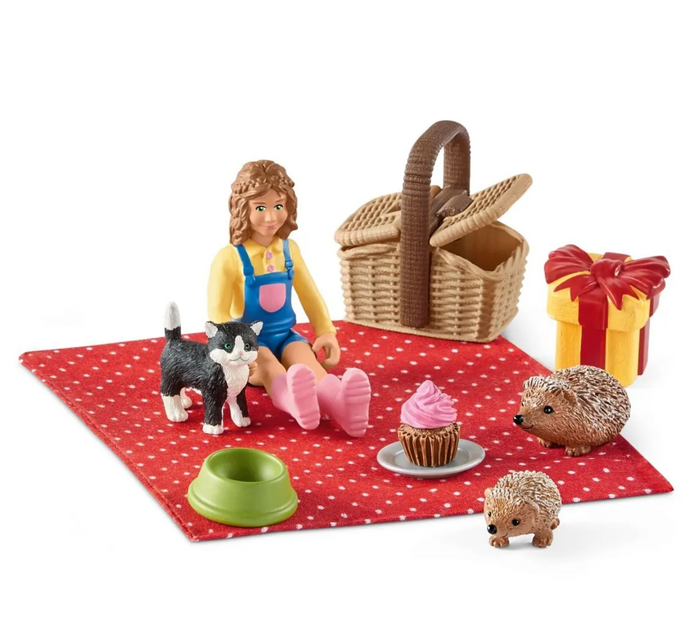 BIRTHDAY PICNIC  BY SCHLEICH