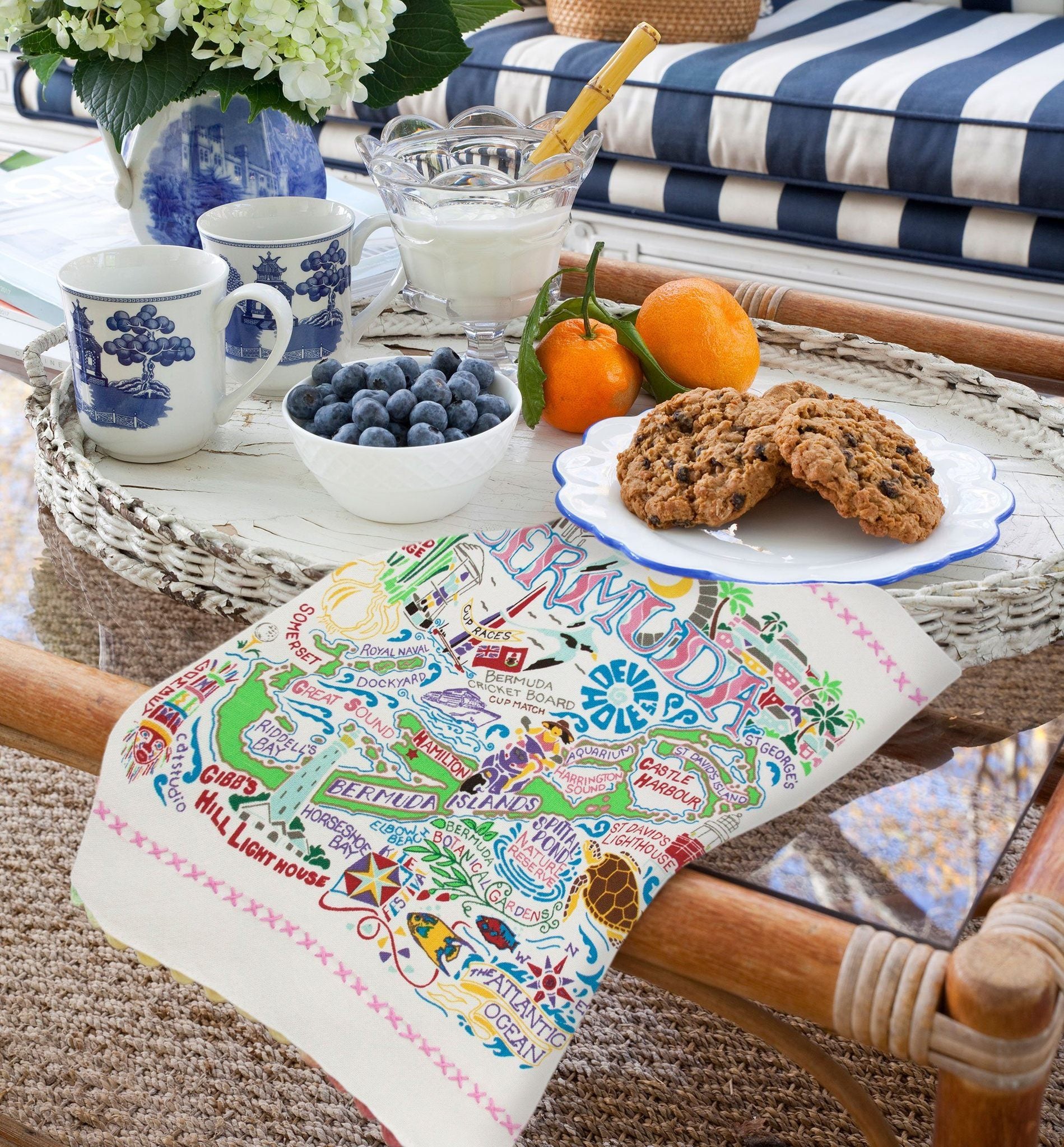 BERMUDA DISH TOWEL BY CATSTUDIO - A. Dodson's