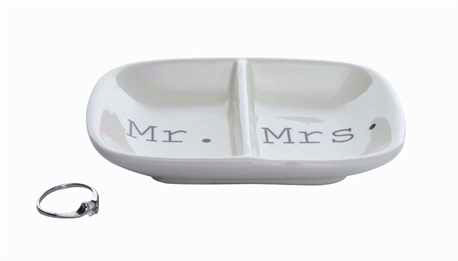MR. AND MRS. DISH - A. Dodson's