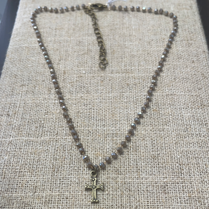GREY BEADED NECKLACE WITH CROSS